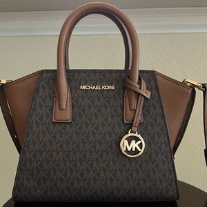 *SALE* NWT✨Michael Kors Avril Small TZ Satchel